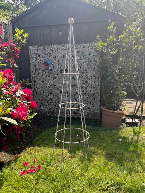 Beautiful White Obelisk - Large